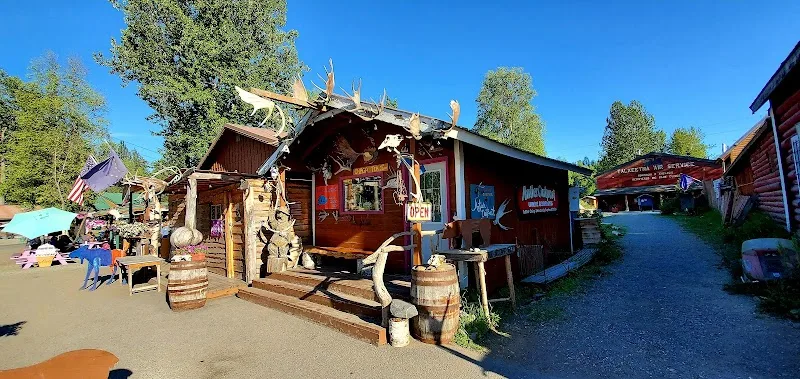 Explore Downtown Talkeetna