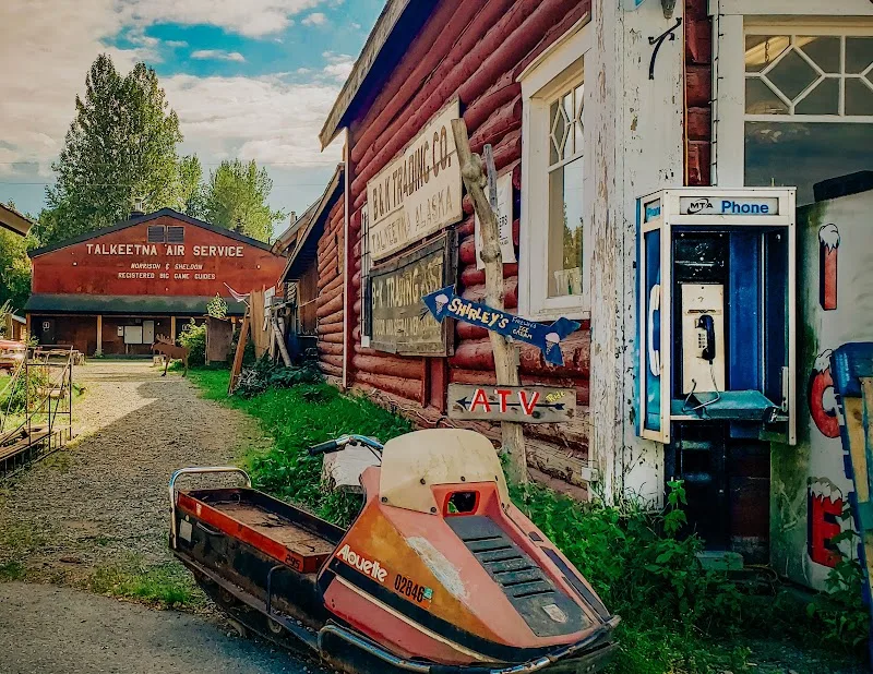 Explore Downtown Talkeetna