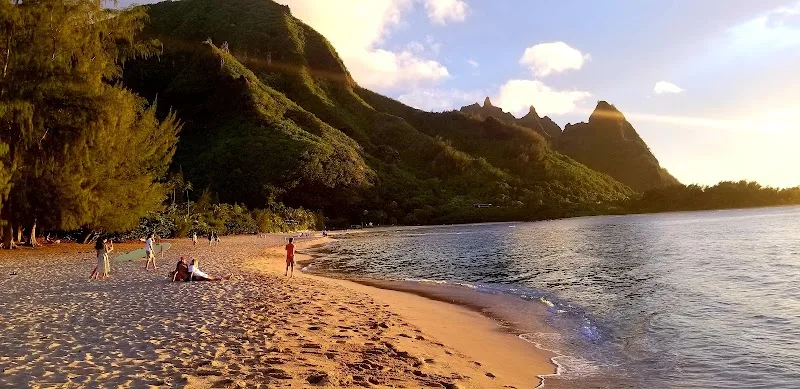 Ke'e Beach Swim + Snorkel and Lunch